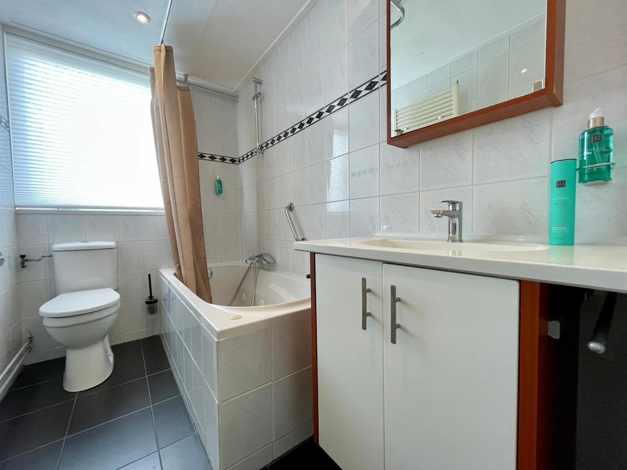 Herberg Het Rechthuis Rinsumageest Habitación foto